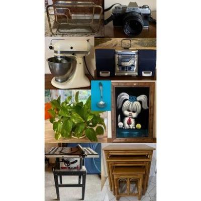 Estate sale photo