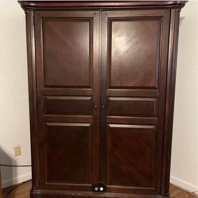 Armoire