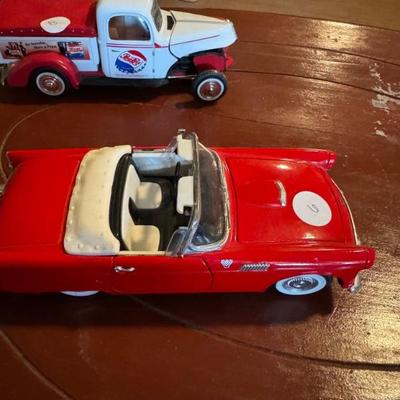Ford Thunderbird 1955 1:24 Diecast