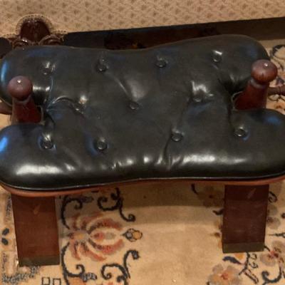 Camel saddle stool