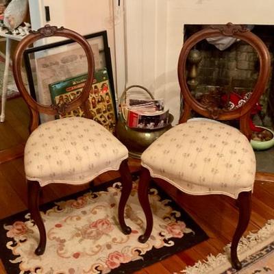 Balloon chairs