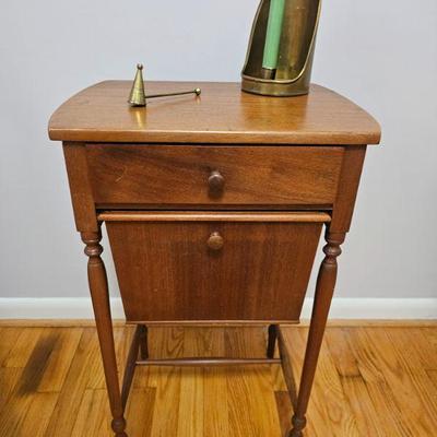 Side table or sewing table
