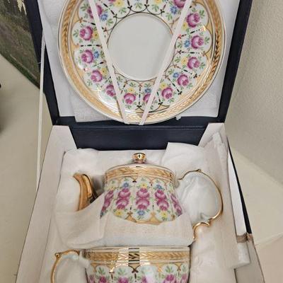 Sorelle Teapot set