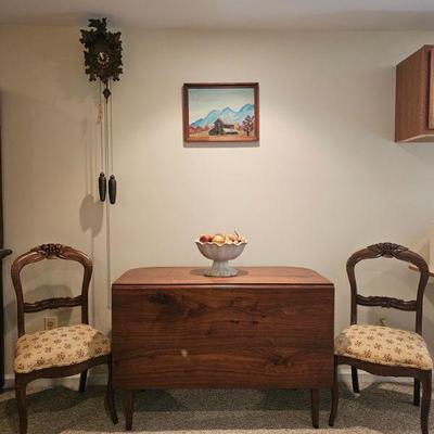 Dropleaf Dining table and chairs