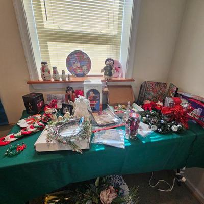 Christmas and holiday decorations