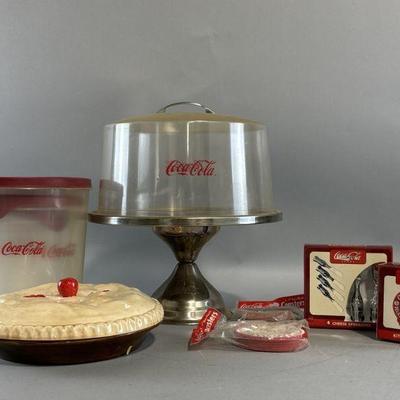 Lot 95 | Vintage Kitchen Decor Lot
