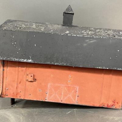Lot 351 | Large Barn Mailbox
