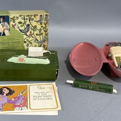 Lot 29 | Vintage Singer Sewing Buttonholer & More
