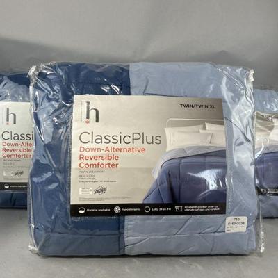 Lot 357 | New 3 Home Expressions Blue Twin/Twin XL Comforter
