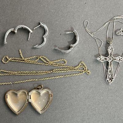 Lot 200c | Gold and Gold Filled Jewelry Lot 14k & 10k
