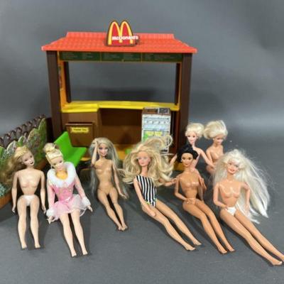 Lot 72 | Vintage Barbies & Barbies McDonalds
