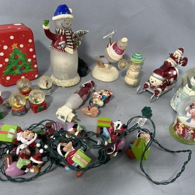 Lot 98 | Holiday Decor Snowmen, Mickey & More
