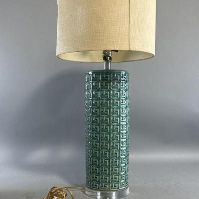 Lot 200 | Vintage Regina Andrew Lamp
