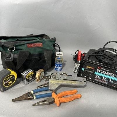 Lot 133 | Battery Charger, Tool Bag, Flex Splitter & More
