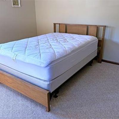 Mid Century Johnson Caper Full Bed 