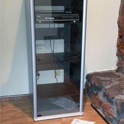Tech Craft Audio Tower & Technics CD Player .jpg