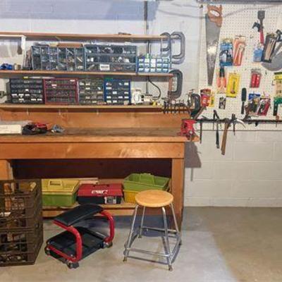 Loaded Work Station w/Vise & Tools .jpg