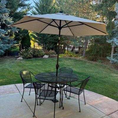 In person Sale-Patio Set
