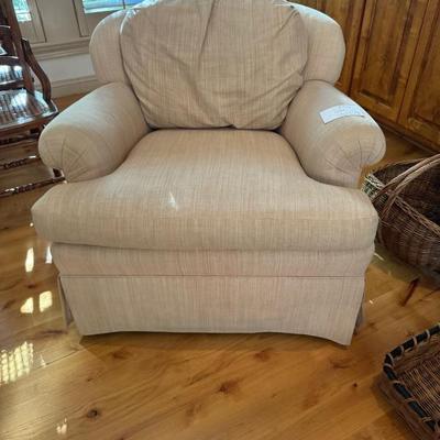 In Person Sale-Stickley Swivel Chair