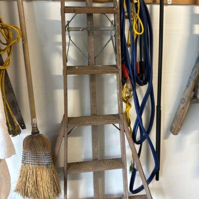 Ladder