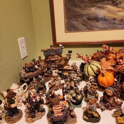 Boyd bear figurine collection