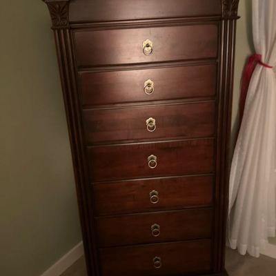 Ethan Allen dresser