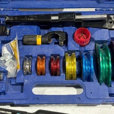 https://auctions4america.proxibid.com/Auctions-4-America/AC-Company-Liquidation-Tools-Office-Equipment/event-catalog/268741