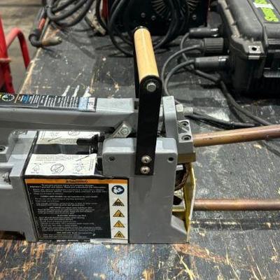 https://auctions4america.proxibid.com/Auctions-4-America/AC-Company-Liquidation-Tools-Office-Equipment/event-catalog/268741