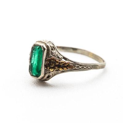 10K Gold & Emerald Ring Size 4