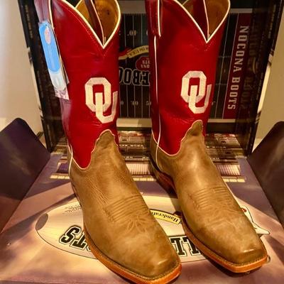 New Women’s size 10 OU boots by 