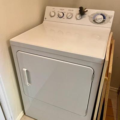 Like new GE electric dryer. 