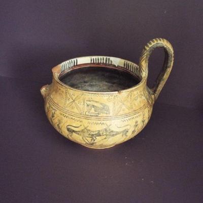 REPRODUCTION OF MINOAN POTTERY BROKEN BUT STILL COOL!