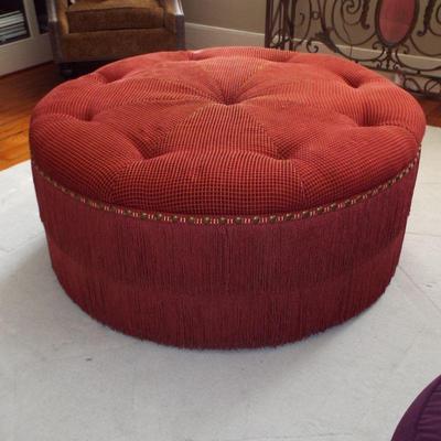 ROUND TAPESTRY TYPE RUST FABRIC WITH DOUBLE BULLION FRINGE