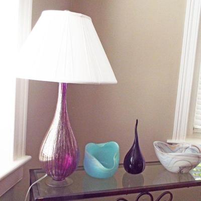 VERY FINE MURANO ART GLASS AUBERGINE WITH LATTICINO PAIR OF LAMPS