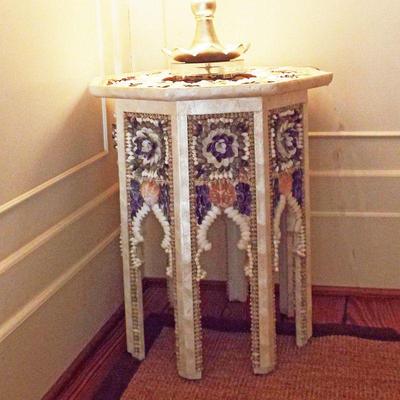 PERSIAN SIDE TABLE WITH 3-D SHELL ORNAMENTATION  WITH SILVER TALL UNIQUE LAMP