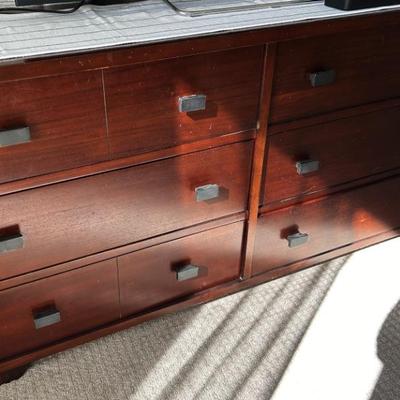Dresser with matching nightstands 
