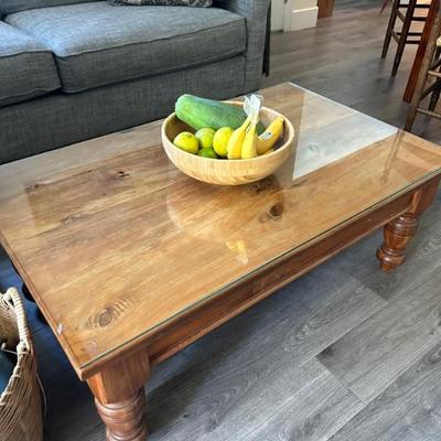 Farmhouse coffee table
