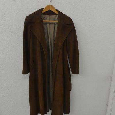 Vintage 1970s New England Sportswear Co. Brown Suede Coat - Size 12