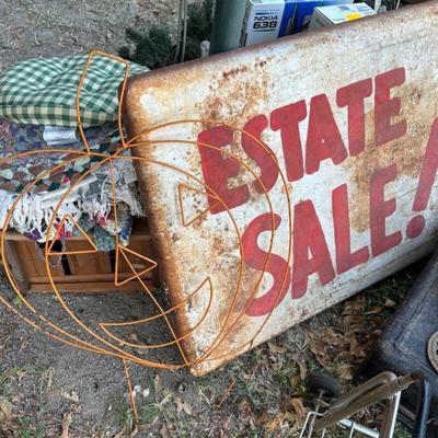 Estate sale photo