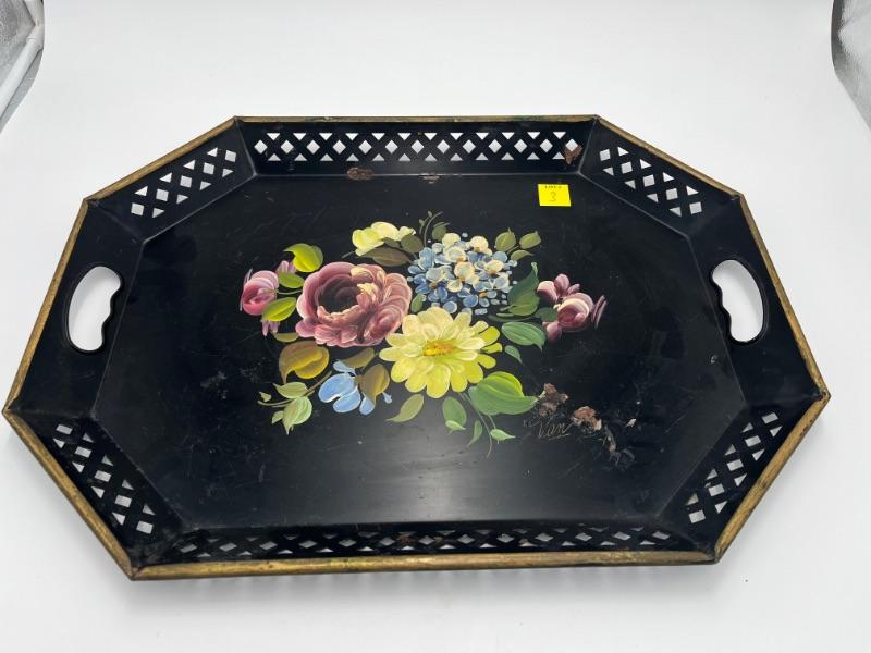 Woodfin Collector's Auction