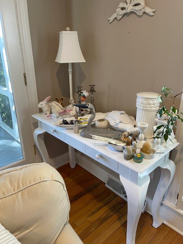 It's Sale and Away on James Island!