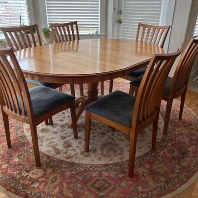 Kitchen table