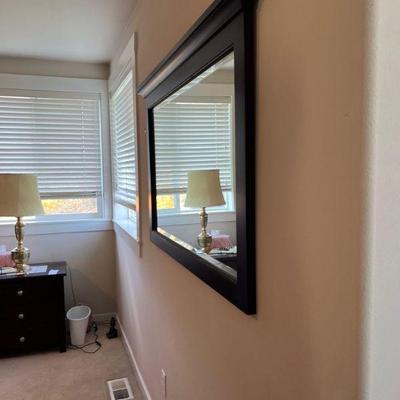 Wall mirror