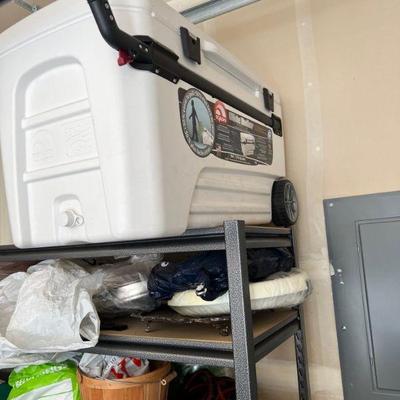 Igloo cooler