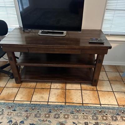 vizio 32" tv and tv stand 