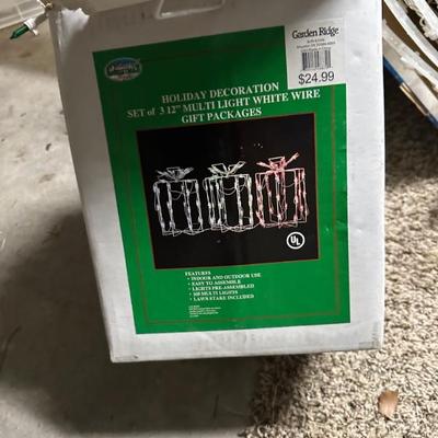 presents outdoor xmas