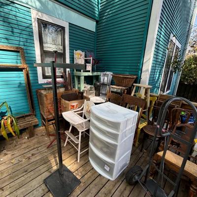 Estate sale photo