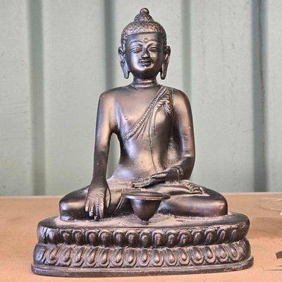 #3028 • Bronze Tibetan Sitting Buddah
