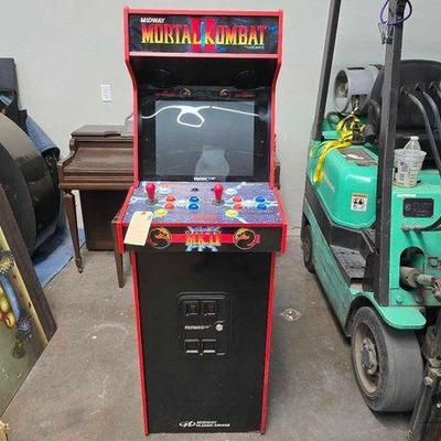 #2498 • Midway Arcade 1Up Mortal Kombat II Arcade Game

