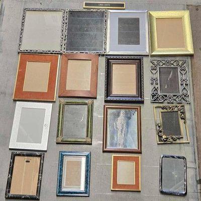#4308 • (16) Photo Frames & 1 Name Plate
